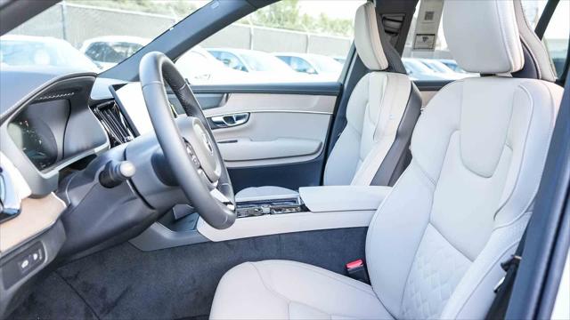 2026 Volvo XC90 Plug-In Hybrid T8 Plus 7-Seater