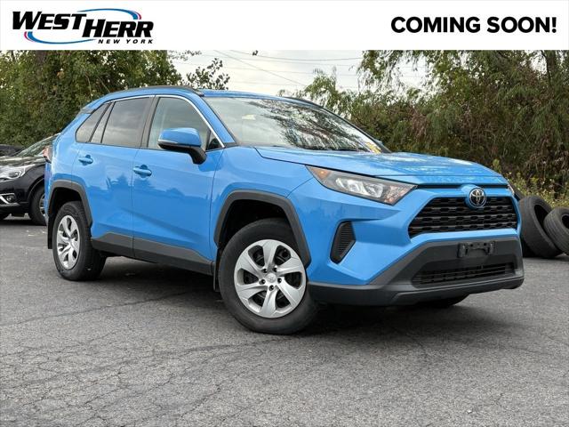 2020 Toyota RAV4 LE