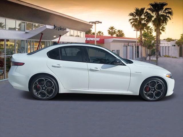 2024 Alfa Romeo Giulia Veloce AWD 2024 Alfa Romeo Giulia Veloce AWD