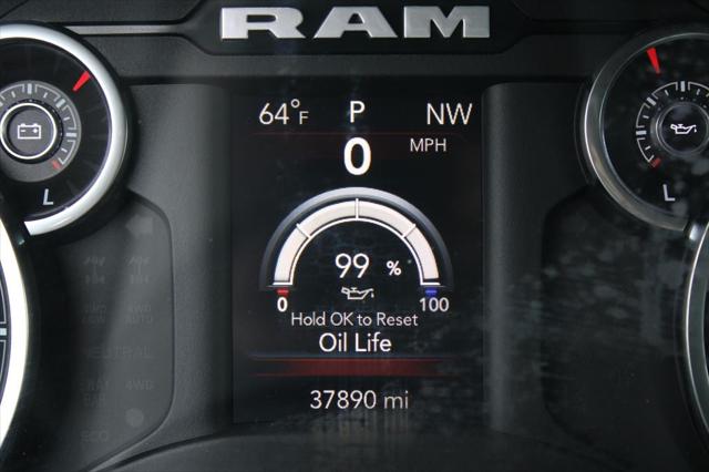 2021 RAM 1500 Big Horn Quad Cab 4x4 64 Box 2021 RAM 1500 Big Horn Quad Cab 4x4 64 Box