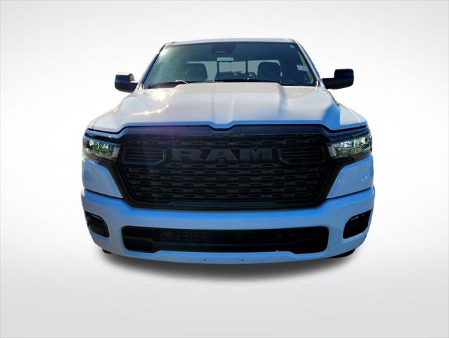 2025 RAM Ram 1500 RAM 1500 TRADESMAN QUAD CAB 4X2 64 BOX