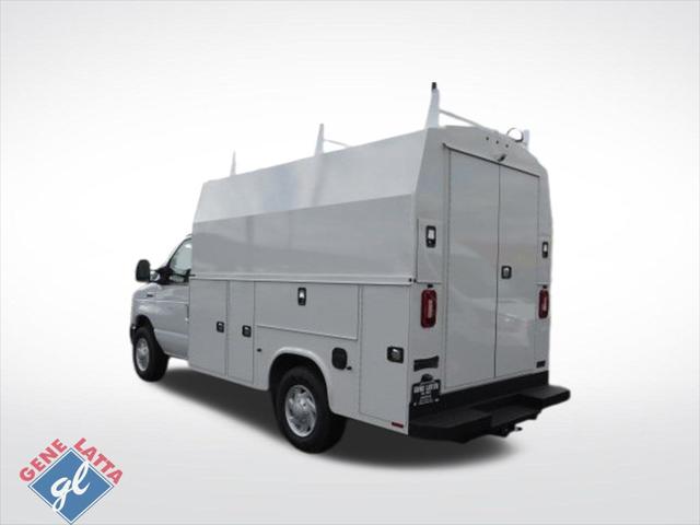 2026 Ford E-350 Cutaway Base