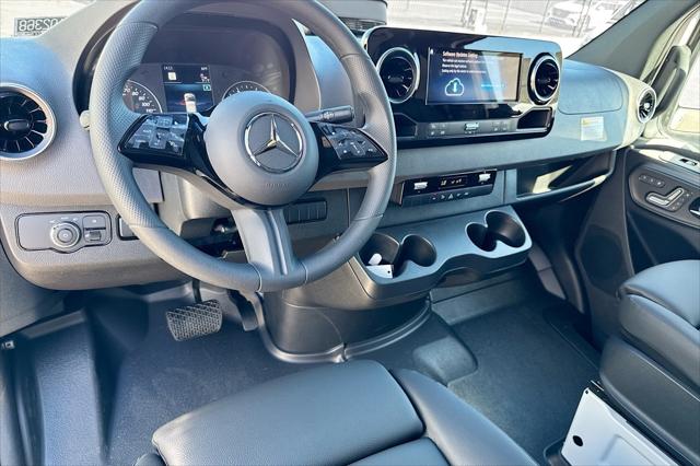 2026 Mercedes-Benz Sprinter Cargo Van High Roof 4-Cyl Diesel HO