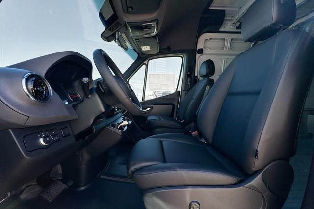 2026 Mercedes-Benz Sprinter Cargo Van High Roof 4-Cyl Diesel HO