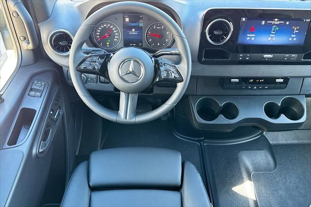 2026 Mercedes-Benz Sprinter Cargo Van High Roof 4-Cyl Diesel HO