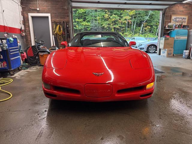 1998 Chevrolet Corvette Base 2dr Hatchback