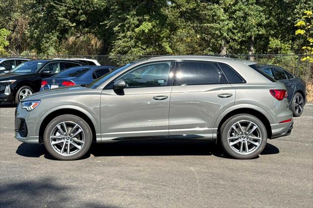 2025 Audi Q3 Premium 45 TFSI S line quattro Tiptronic
