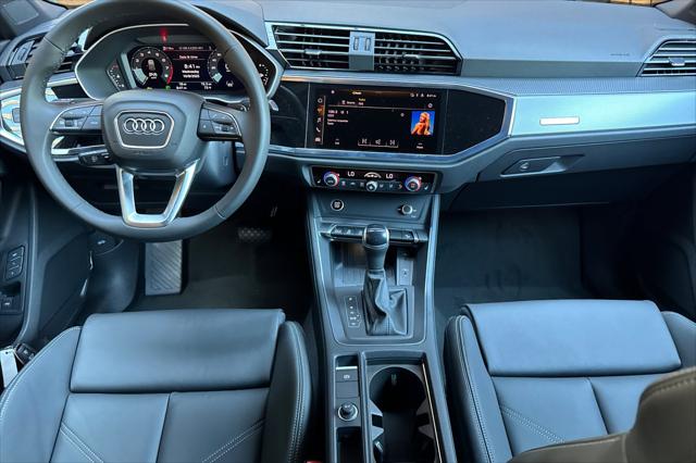 2025 Audi Q3 Premium 45 TFSI S line quattro Tiptronic