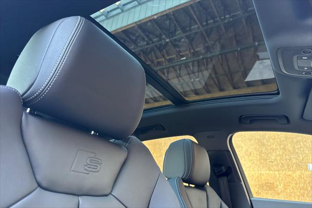 2025 Audi Q3 Premium 45 TFSI S line quattro Tiptronic