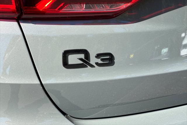 2025 Audi Q3 Premium 45 TFSI S line quattro Tiptronic