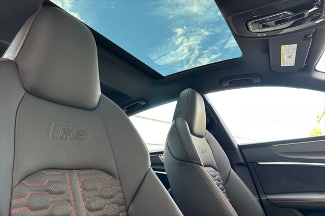 2026 Audi RS 7 performance quattro tiptronic