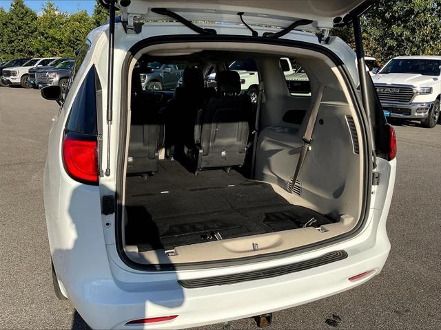 2020 Chrysler Voyager LXI