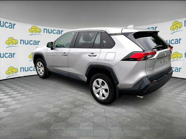 2022 Toyota RAV4 LE