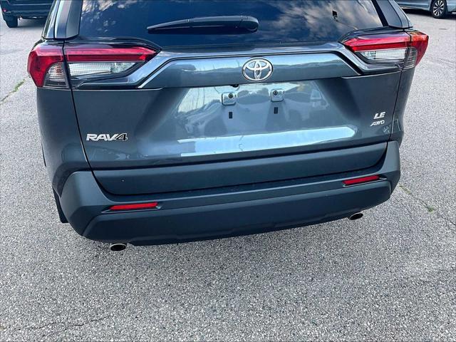 2025 Toyota RAV4 LE