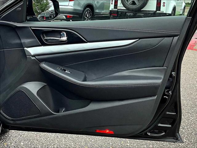 2023 Nissan Maxima SV Xtronic CVT