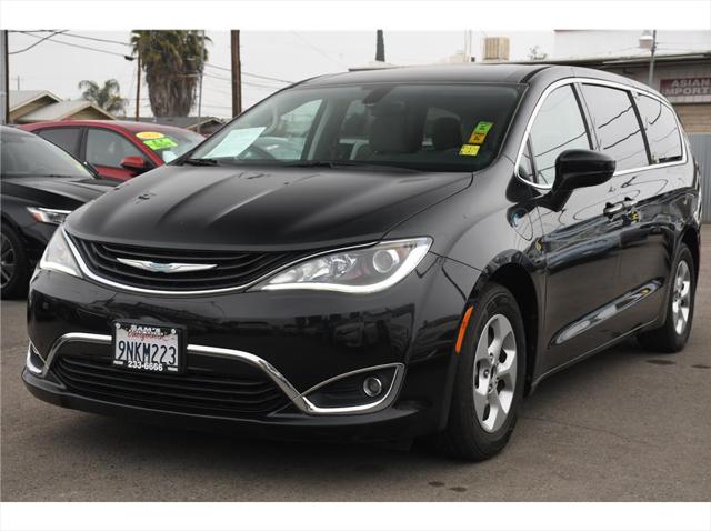 2018 Chrysler Pacifica Hybrid Touring Plus for sale in Fresno, CA