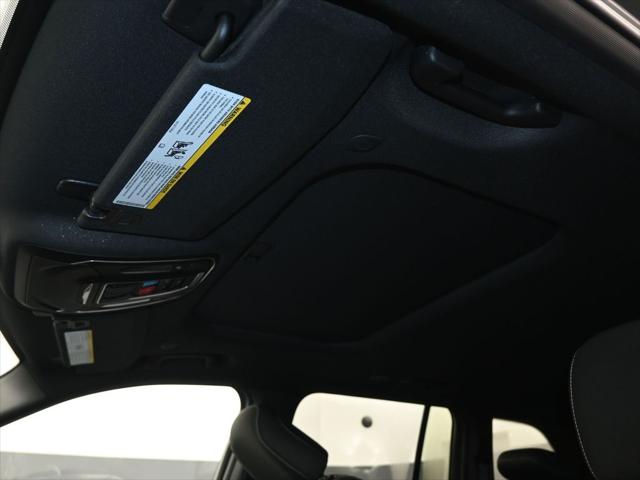 2025 Jeep Grand Cherokee GRAND CHEROKEE LAREDO X 4X2