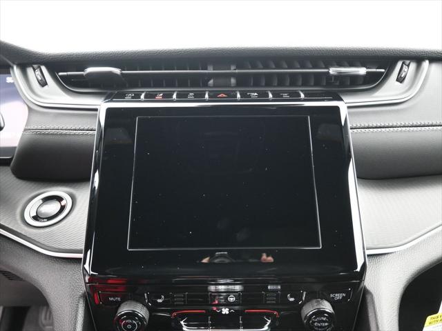 2025 Jeep Grand Cherokee GRAND CHEROKEE LAREDO X 4X2