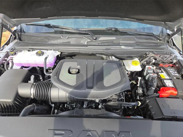 2026 Ram 1500 Big Horn Crew Cab 4x4 57 Box