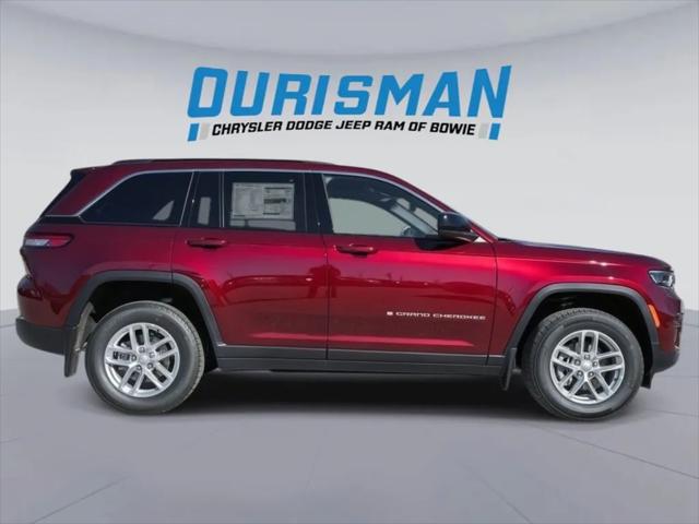 2025 Jeep Grand Cherokee GRAND CHEROKEE LAREDO X 4X4