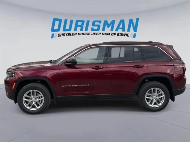 2025 Jeep Grand Cherokee GRAND CHEROKEE LAREDO X 4X4
