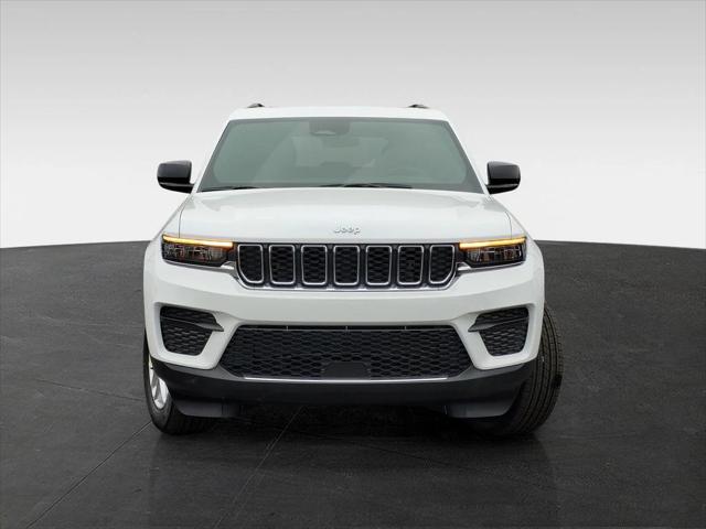 2025 Jeep Grand Cherokee GRAND CHEROKEE LAREDO X 4X2 2025 Jeep Grand Cherokee GRAND CHEROKEE LAREDO X 4X2