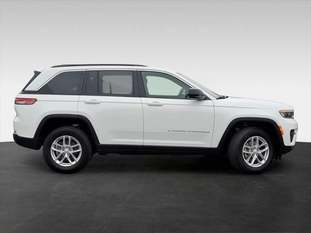 2025 Jeep Grand Cherokee GRAND CHEROKEE LAREDO X 4X2 2025 Jeep Grand Cherokee GRAND CHEROKEE LAREDO X 4X2