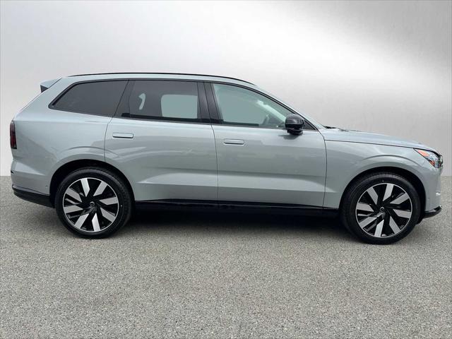 2025 Volvo X 90 Twin Motor Performance Ultra 6-Seater
