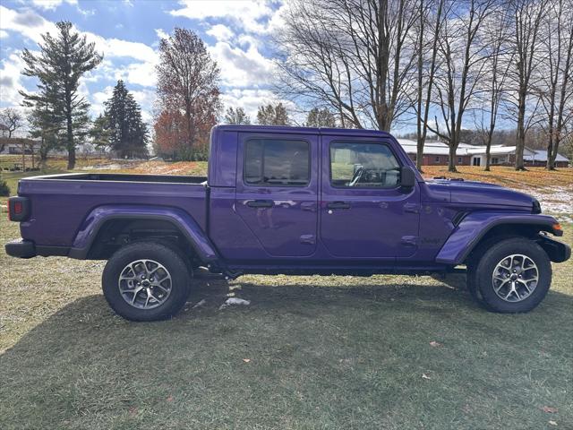 2026 Jeep Gladiator GLADIATOR SPORT S 4X4 2026 Jeep Gladiator GLADIATOR SPORT S 4X4
