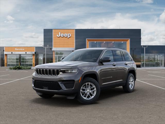 2025 Jeep Grand Cherokee GRAND CHEROKEE LAREDO X 4X4