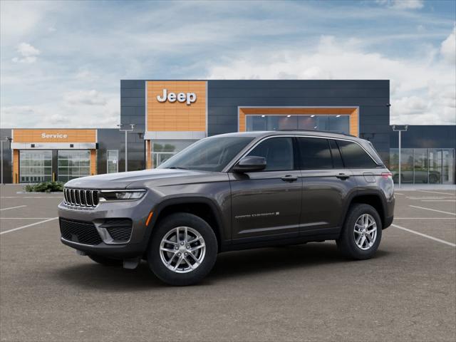 2025 Jeep Grand Cherokee GRAND CHEROKEE LAREDO X 4X4
