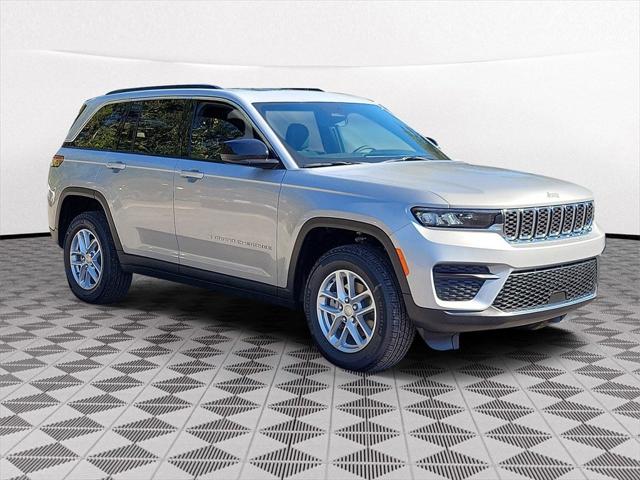 2025 Jeep Grand Cherokee GRAND CHEROKEE LAREDO X 4X2
