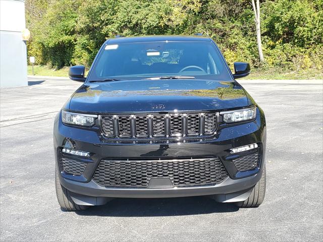 2025 Jeep Grand Cherokee GRAND CHEROKEE LIMITED 4X4 2025 Jeep Grand Cherokee GRAND CHEROKEE LIMITED 4X4