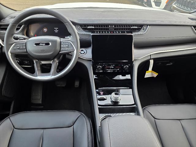 2025 Jeep Grand Cherokee GRAND CHEROKEE LIMITED 4X4 2025 Jeep Grand Cherokee GRAND CHEROKEE LIMITED 4X4