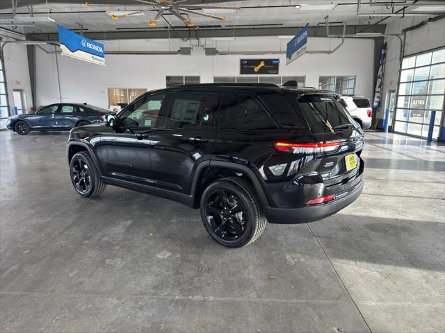 2025 Jeep Grand Cherokee GRAND CHEROKEE ALTITUDE X 4X4 2025 Jeep Grand Cherokee GRAND CHEROKEE ALTITUDE X 4X4