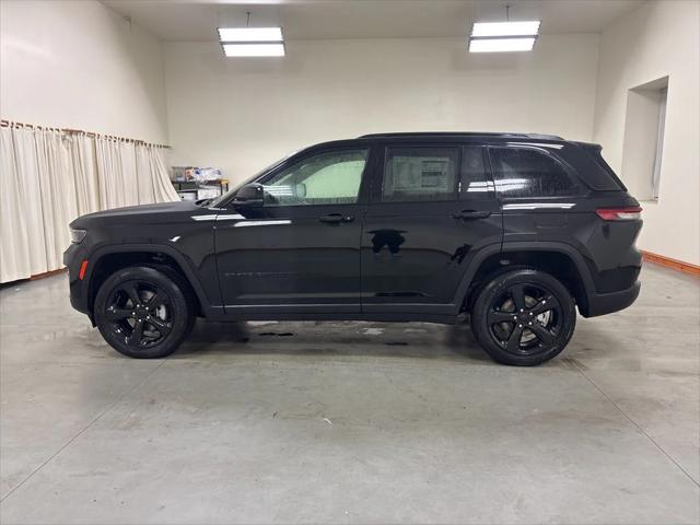 2025 Jeep Grand Cherokee Altitude X 4x4
