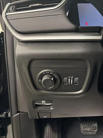 2025 Jeep Grand Cherokee Altitude X 4x4