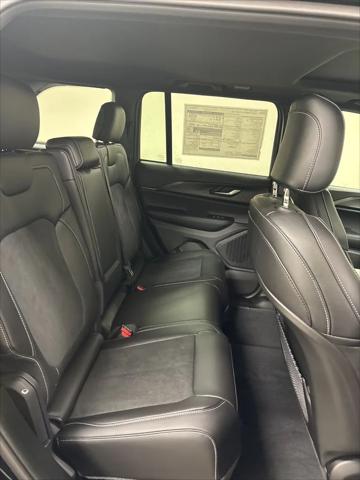 2025 Jeep Grand Cherokee Altitude X 4x4
