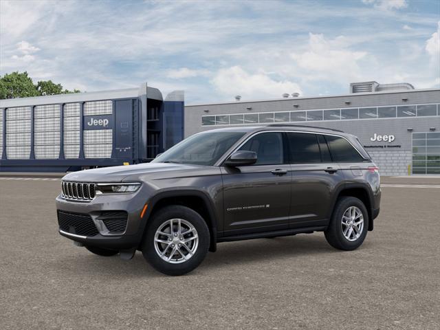 2025 Jeep Grand Cherokee GRAND CHEROKEE LAREDO X 4X4