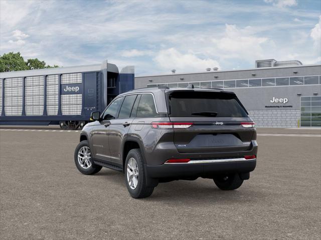 2025 Jeep Grand Cherokee GRAND CHEROKEE LAREDO X 4X4