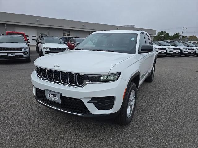 2025 Jeep Grand Cherokee GRAND CHEROKEE LAREDO X 4X4 2025 Jeep Grand Cherokee GRAND CHEROKEE LAREDO X 4X4