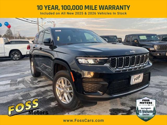 2025 Jeep Grand Cherokee GRAND CHEROKEE LAREDO X 4X4 2025 Jeep Grand Cherokee GRAND CHEROKEE LAREDO X 4X4