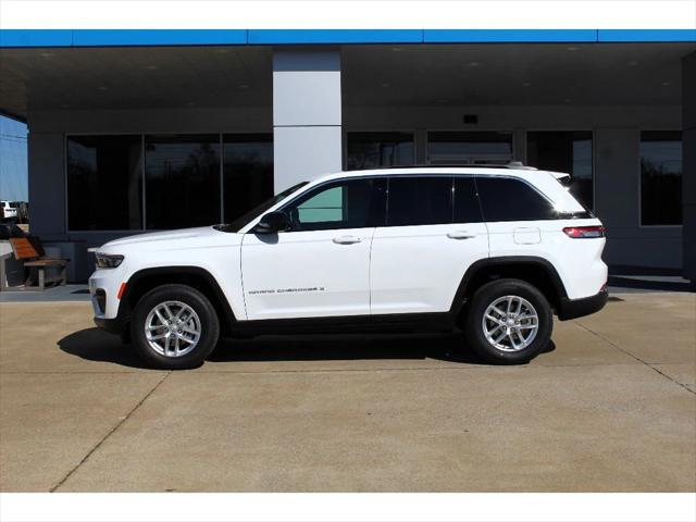2025 Jeep Grand Cherokee GRAND CHEROKEE LAREDO X 4X2