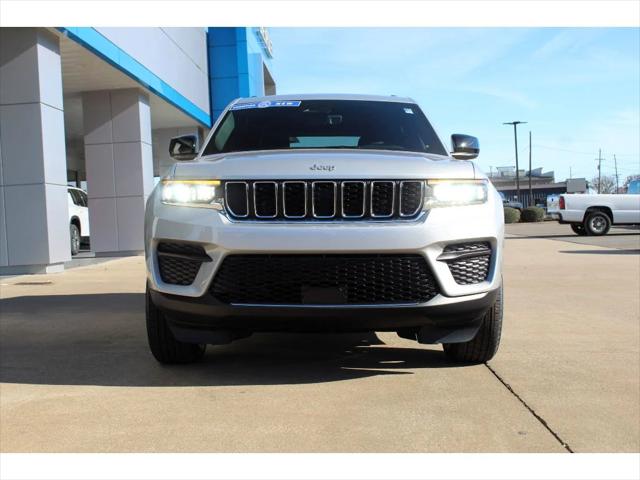 2025 Jeep Grand Cherokee GRAND CHEROKEE LAREDO X 4X2