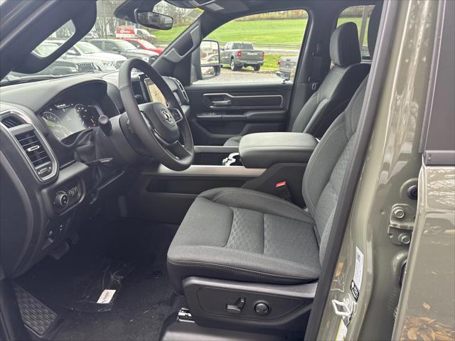 2026 Ram 1500 Big Horn Crew Cab 4x4 5'7" Box