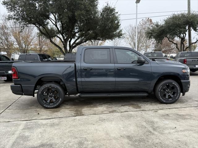 2026 RAM Ram 1500 RAM 1500 EXPRESS CREW CAB 4X4 57 BOX