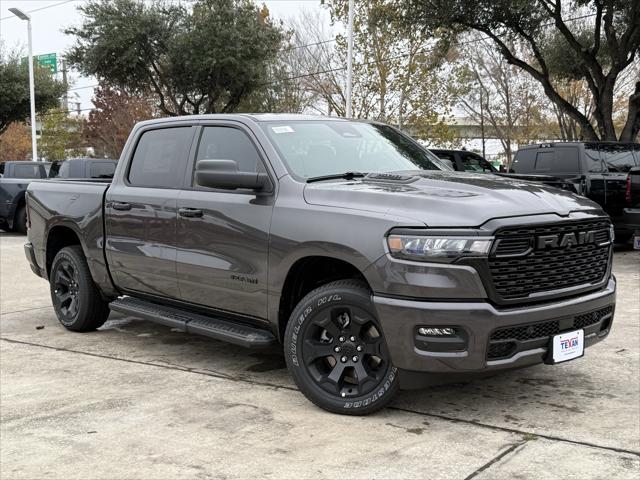 2026 RAM Ram 1500 RAM 1500 EXPRESS CREW CAB 4X4 57 BOX