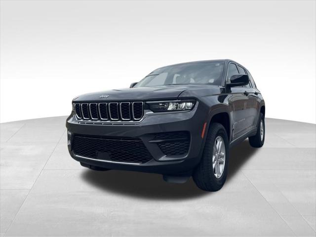 2025 Jeep Grand Cherokee GRAND CHEROKEE LAREDO 4X2 2025 Jeep Grand Cherokee GRAND CHEROKEE LAREDO 4X2