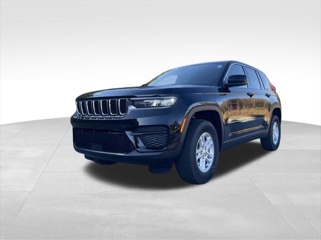 2025 Jeep Grand Cherokee GRAND CHEROKEE LAREDO 4X2