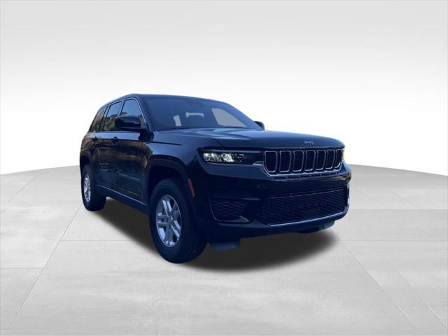 2025 Jeep Grand Cherokee GRAND CHEROKEE LAREDO 4X2